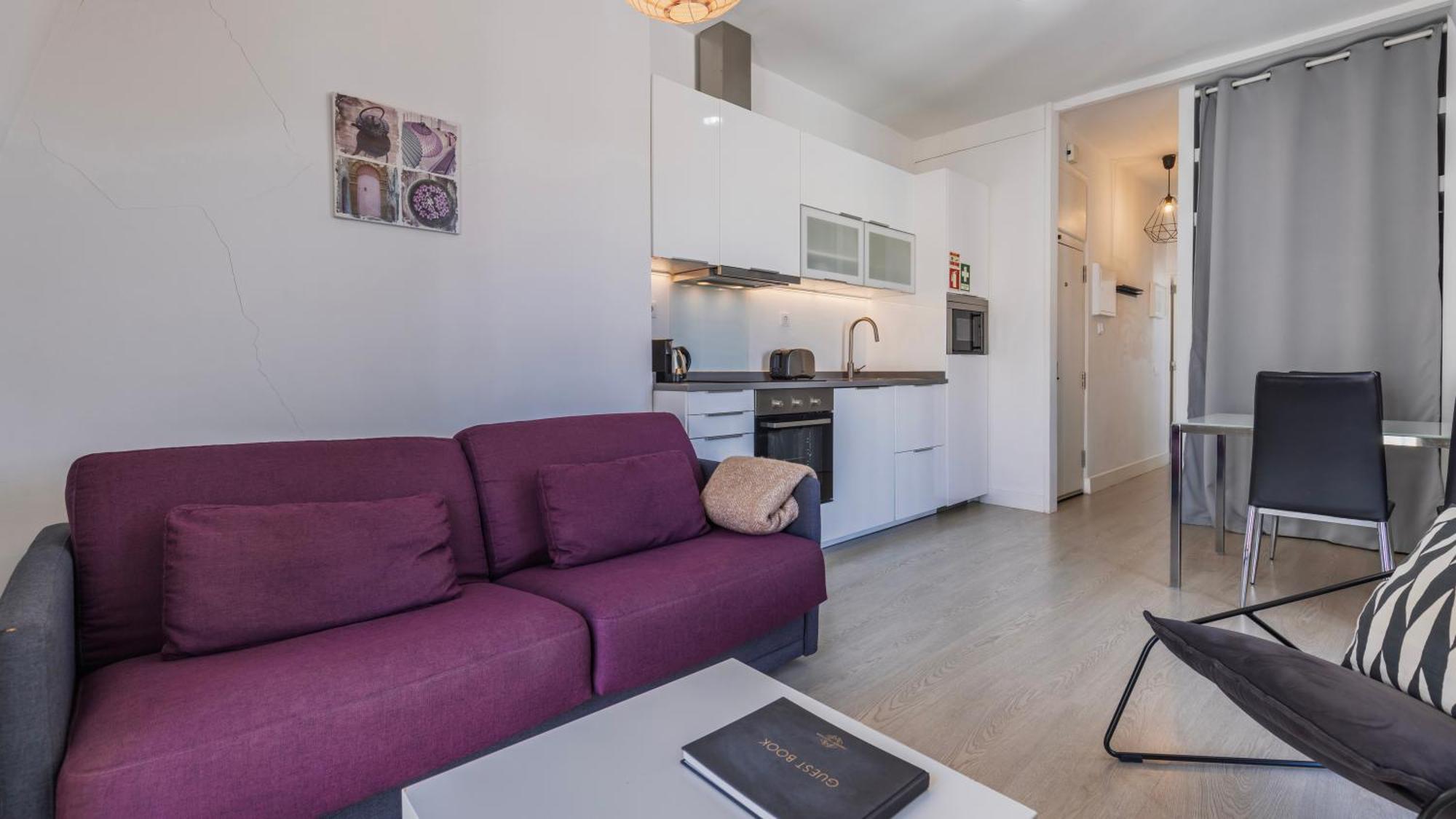 Classic Topfloor Apartment By Lovelystay Lisboa Ngoại thất bức ảnh